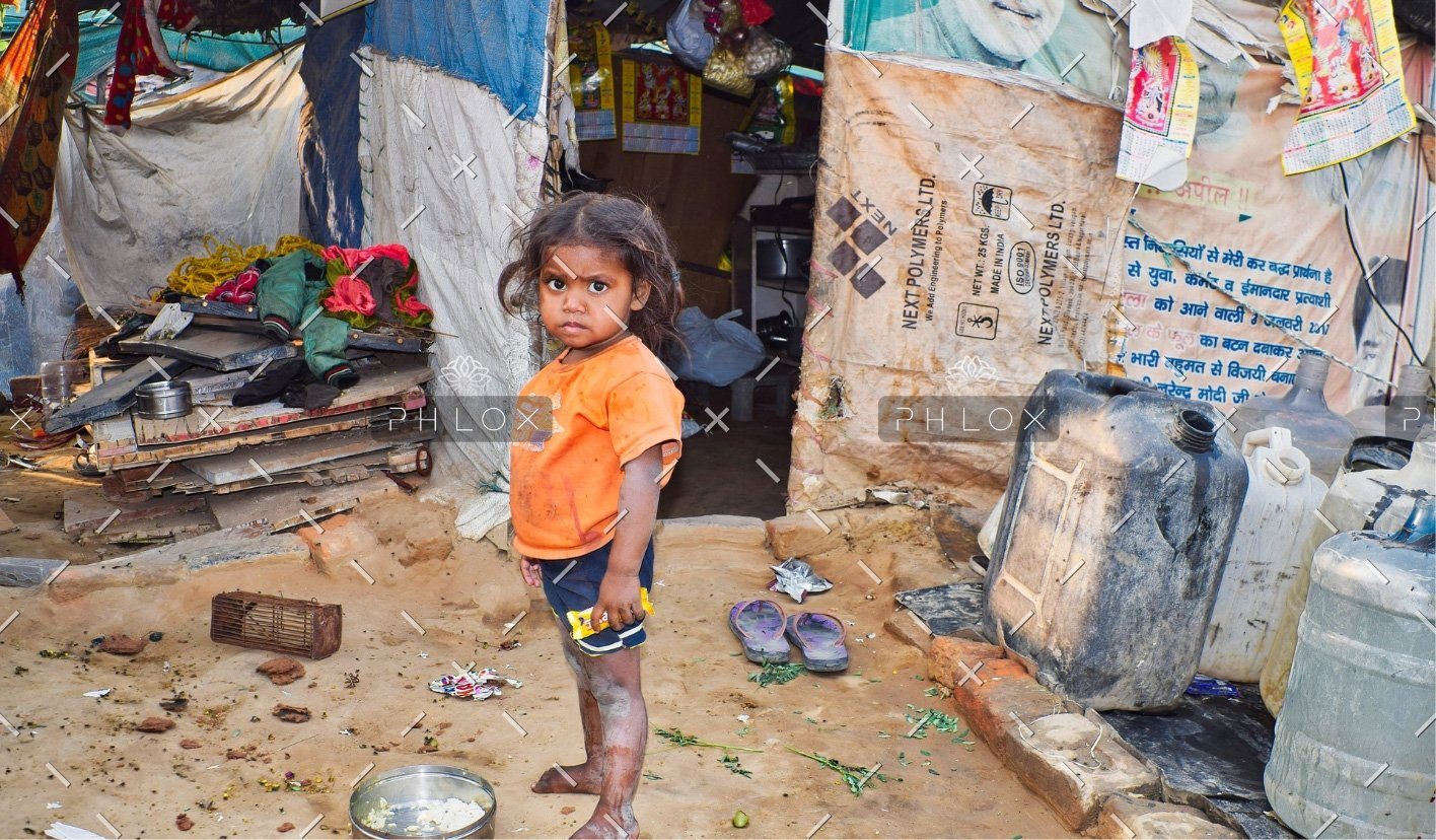 demo-attachment-285-people-3089621_1920@2x